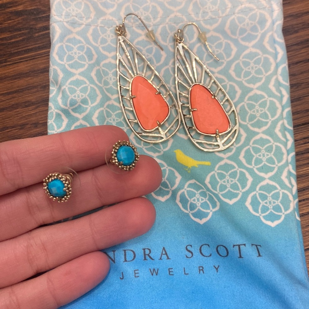 Two pack ! Double the fun with these Kendra Scott Earrings